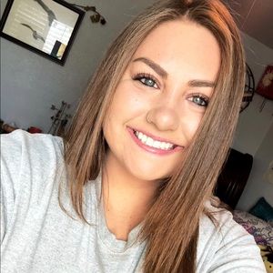 Meet your Posher, Carley